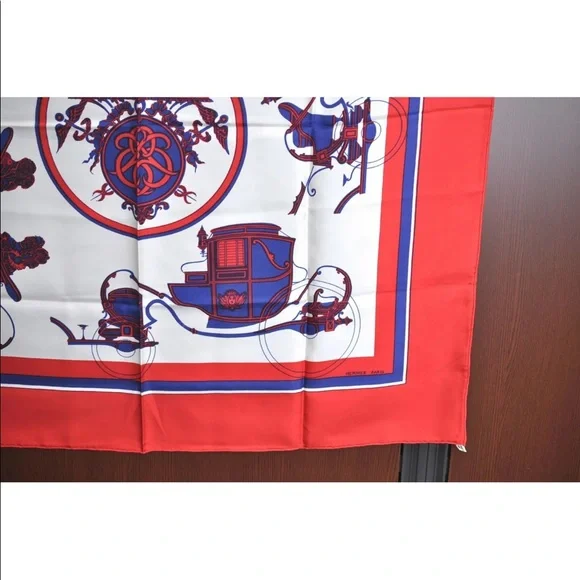 Authentic HERMES Carre 90 Scarf Carriage Motif Silk Red Fort of July colors - Picture 6 of 12